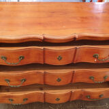 Crossbow chest of drawers with caramel patina
