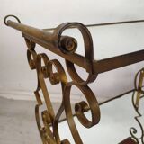 Golden rolling bar service