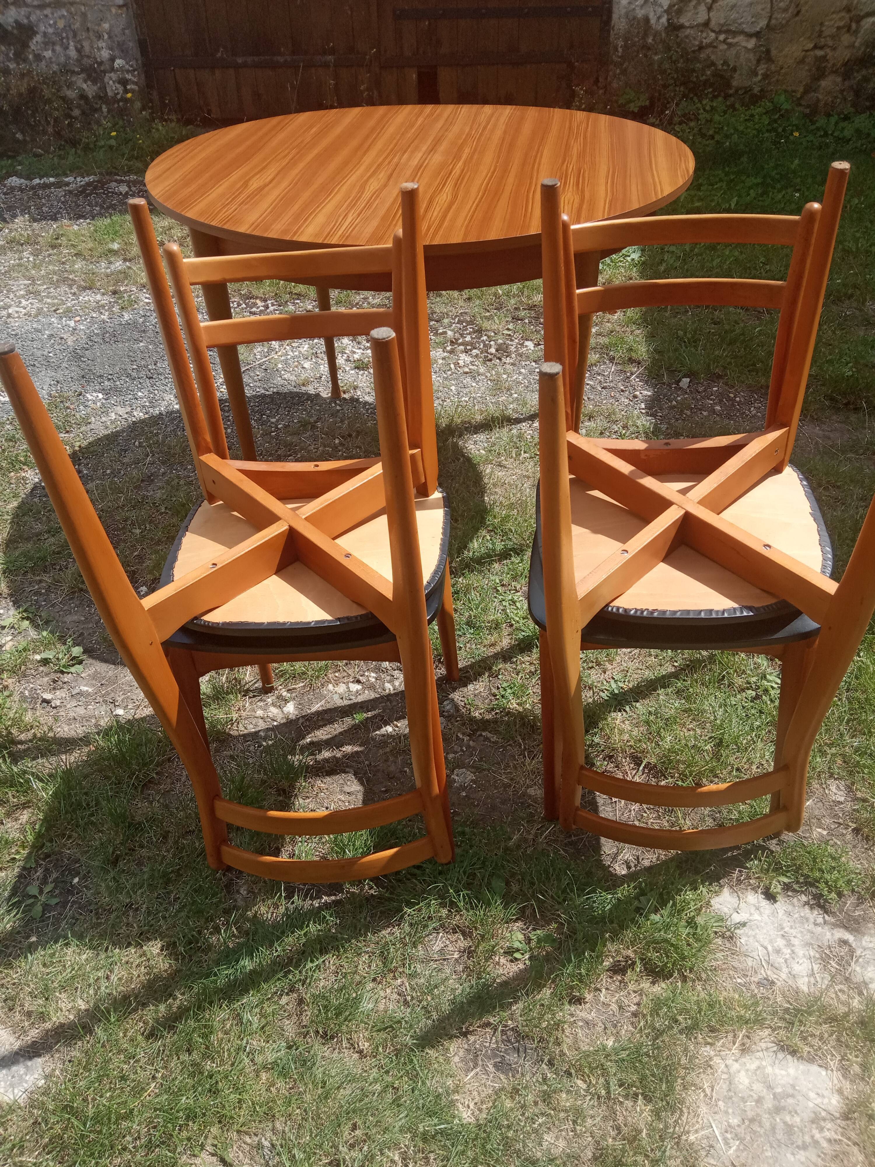 Vintage 50's table and chairs set