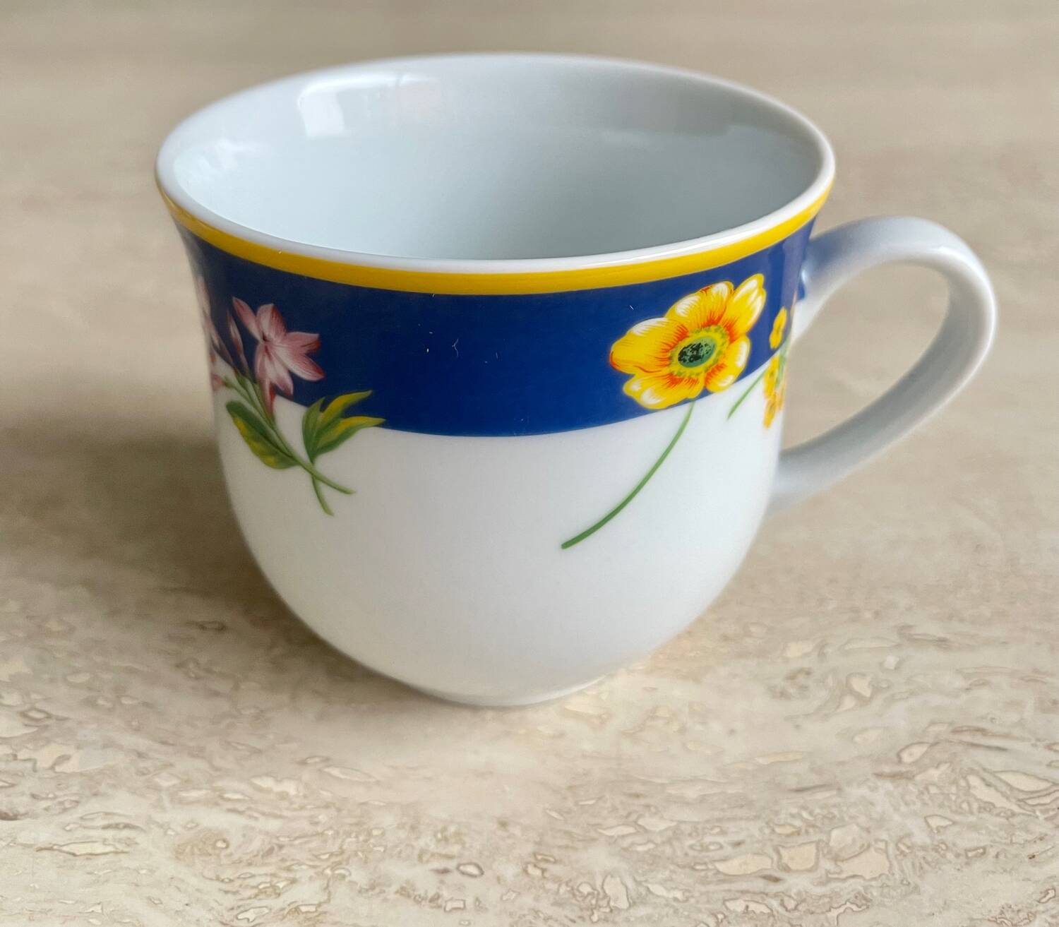 Kenzo porcelain tea cups