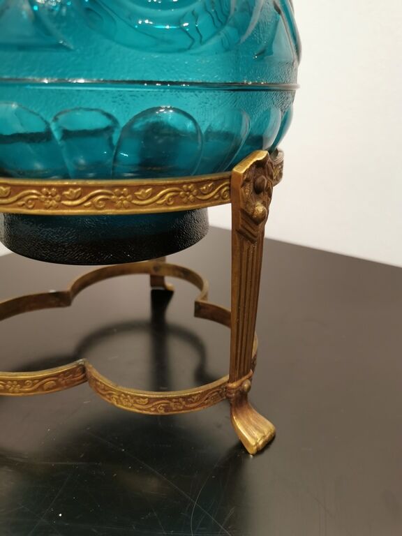 Art deco-style photophore