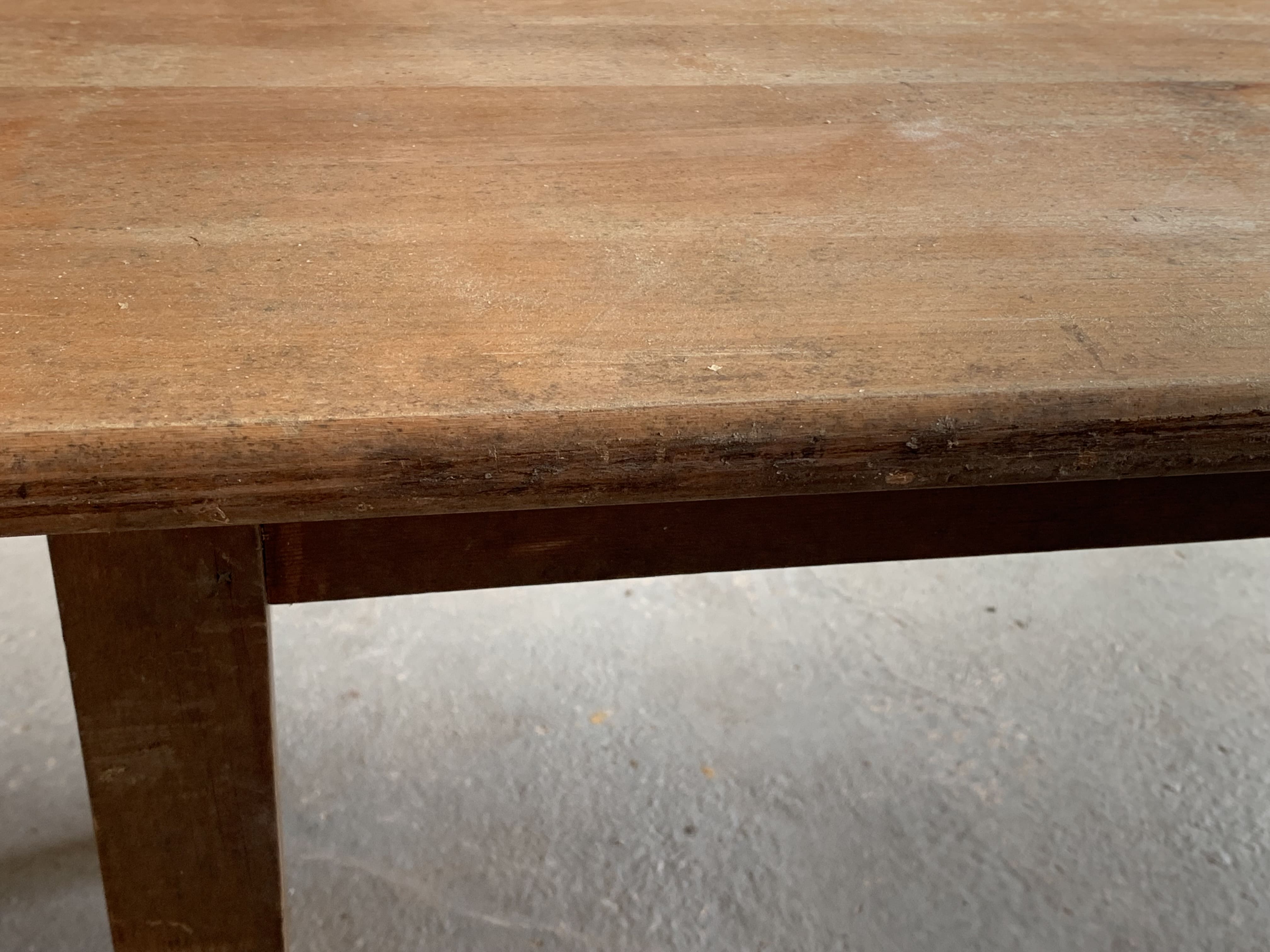 Farmhouse table - 2m10 long