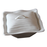 Small fruit bowl with porcelain lid