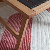 Relaxing armchair with integrated ottoman