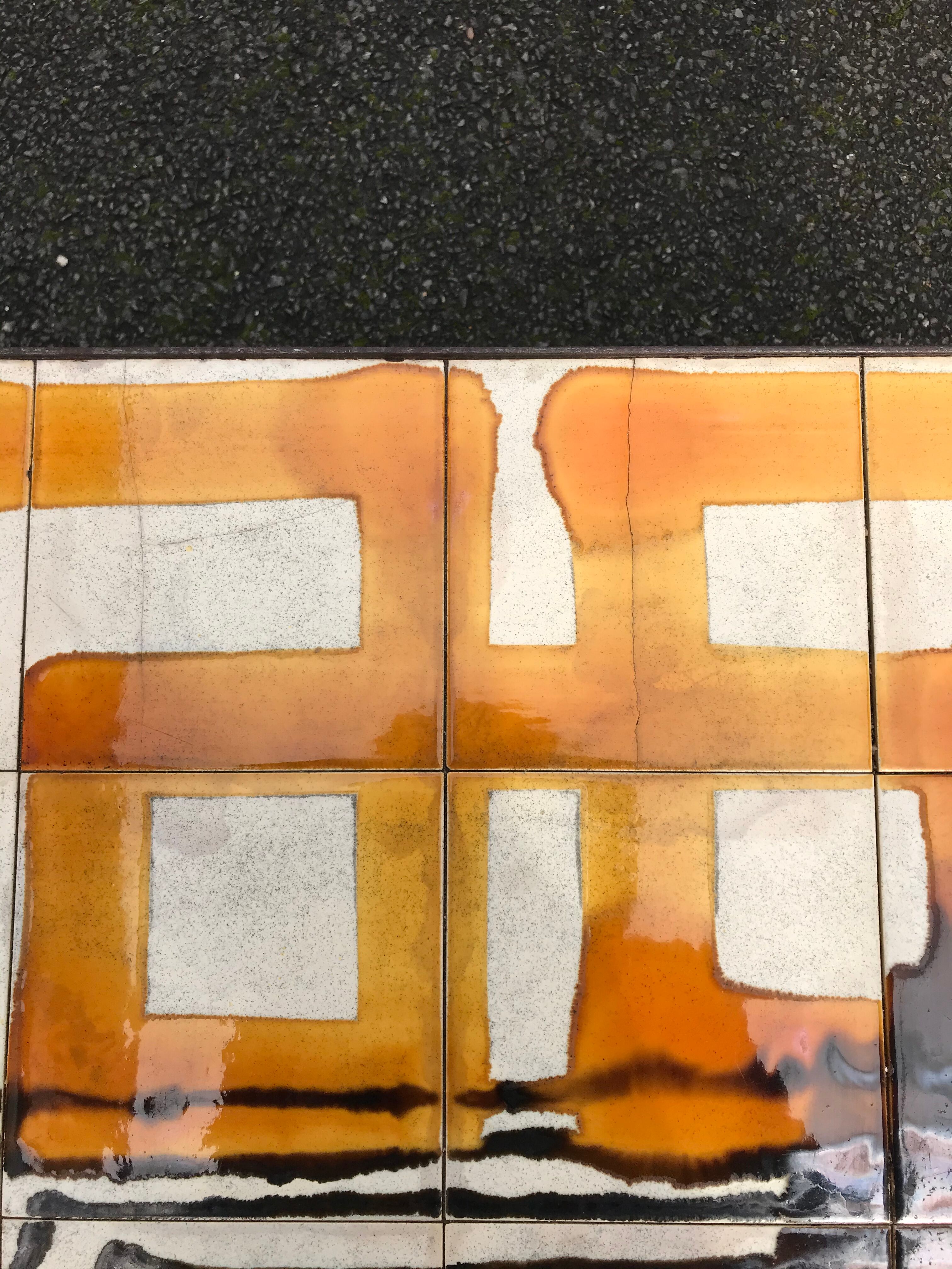 Belarti coffee table