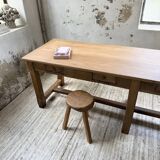 Table de ferme, drapière en noyer, 1900