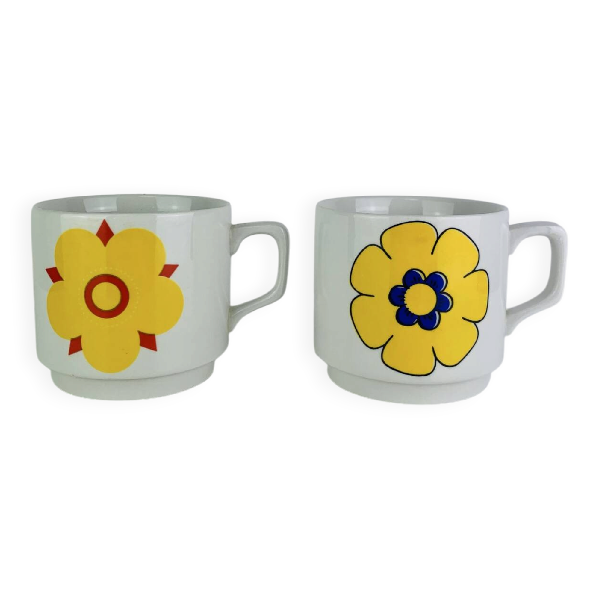 2 porcelain cups Tognana Italy seventies, flowers