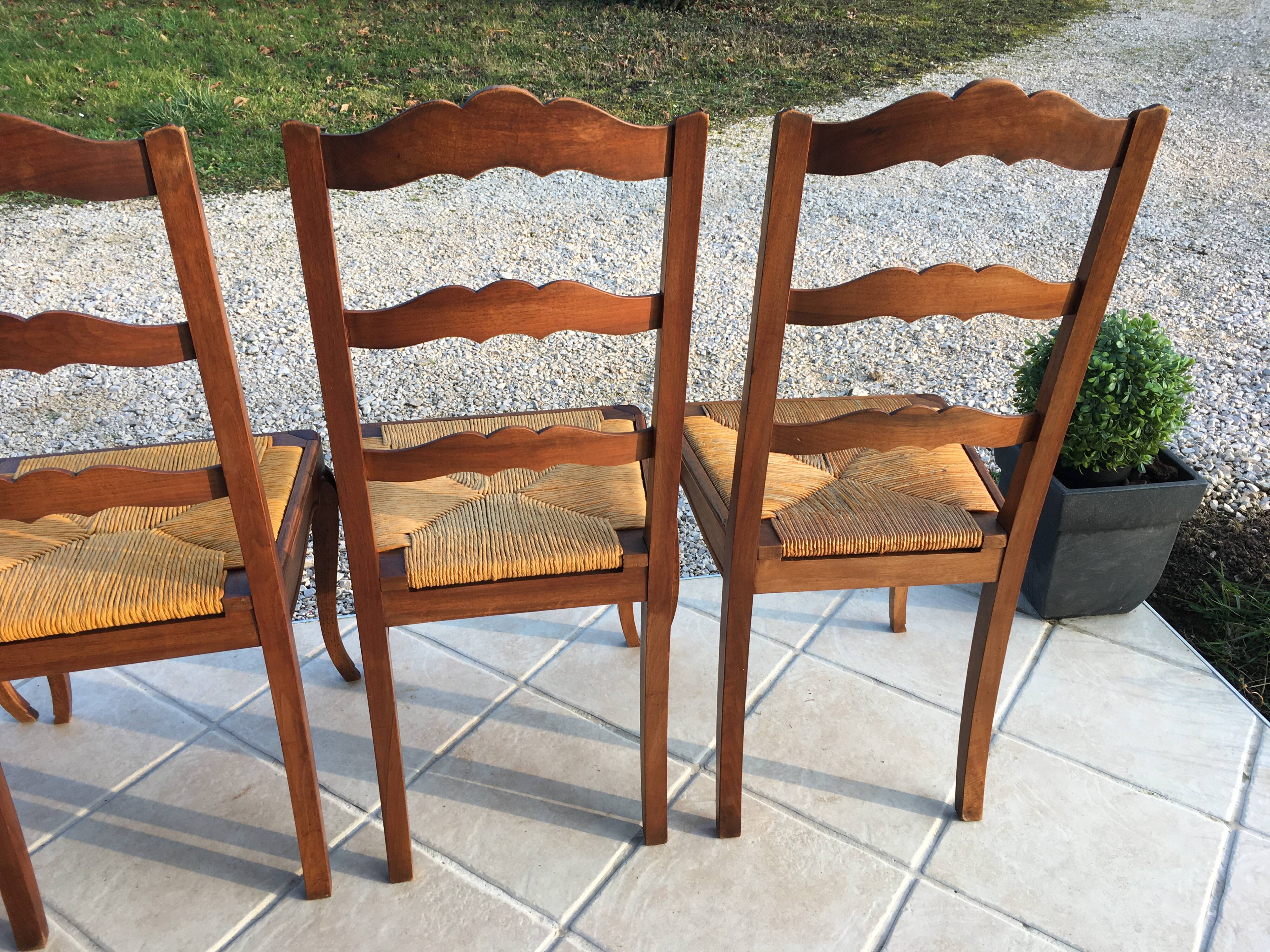 Suite of 6 Louis XV-style mulched chairs