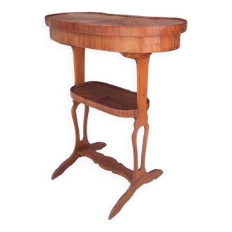 Ancienne table rognon haricot