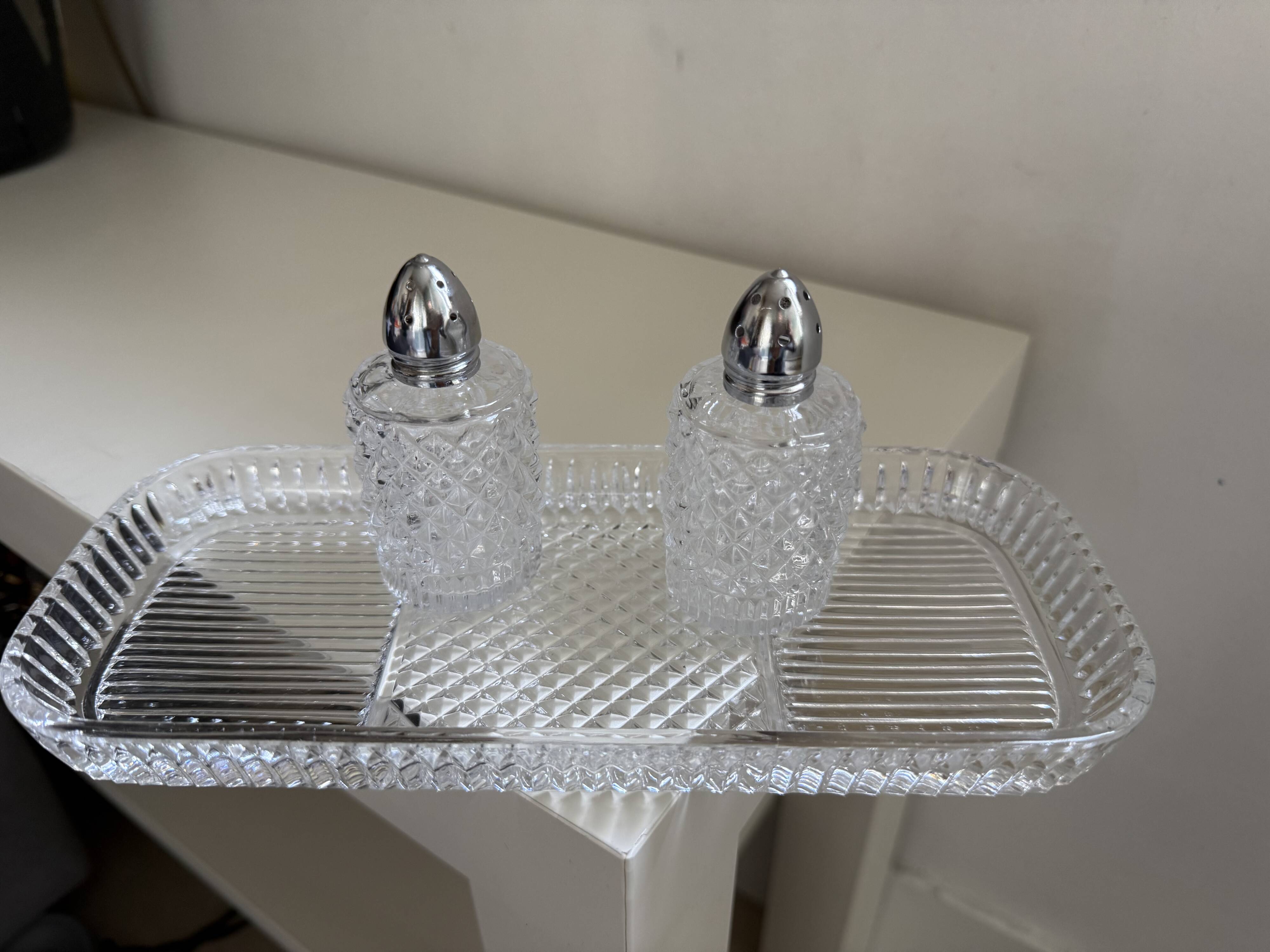 Tray with crystal salt and pepper shakers