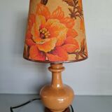 Vintage caramel table lamp with its flowery lampshade