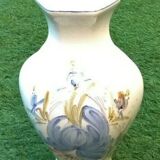 Vase with hexagonal sides Ceramic with floral decoration