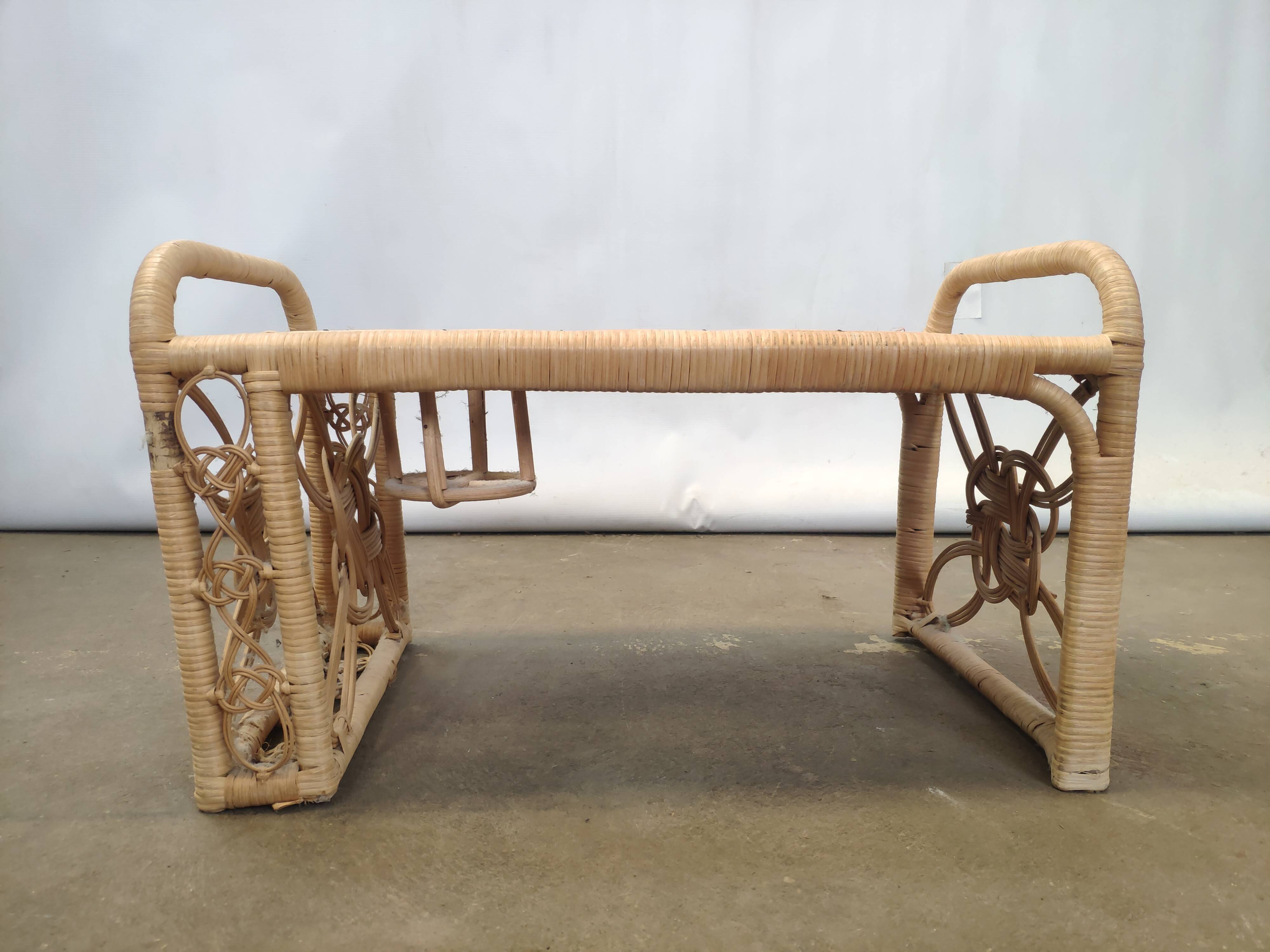 Vintage wicker breakfast trays
