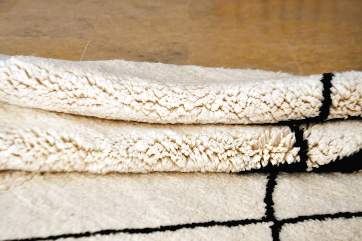 Beni Mrirt rug 270 x 166 cm New