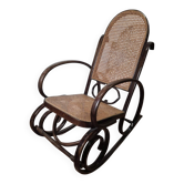 Rocking chair en bois courbé et cannage