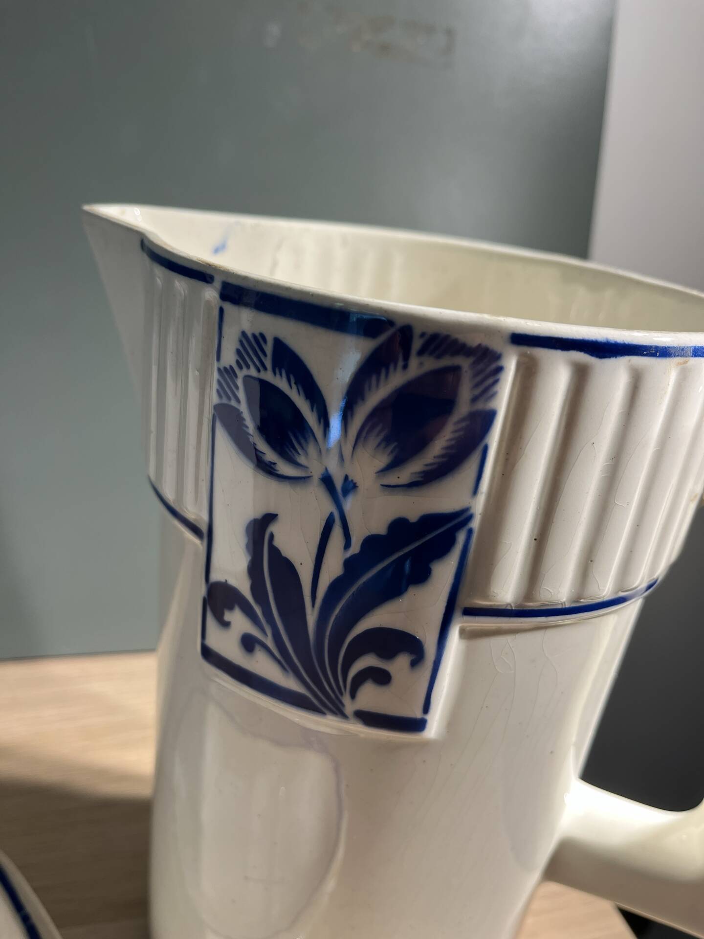 Art Deco toilet set K&G Lunéville – jug and large basin
