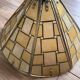 Lustre luminaire nacre vitrail laiton vintage