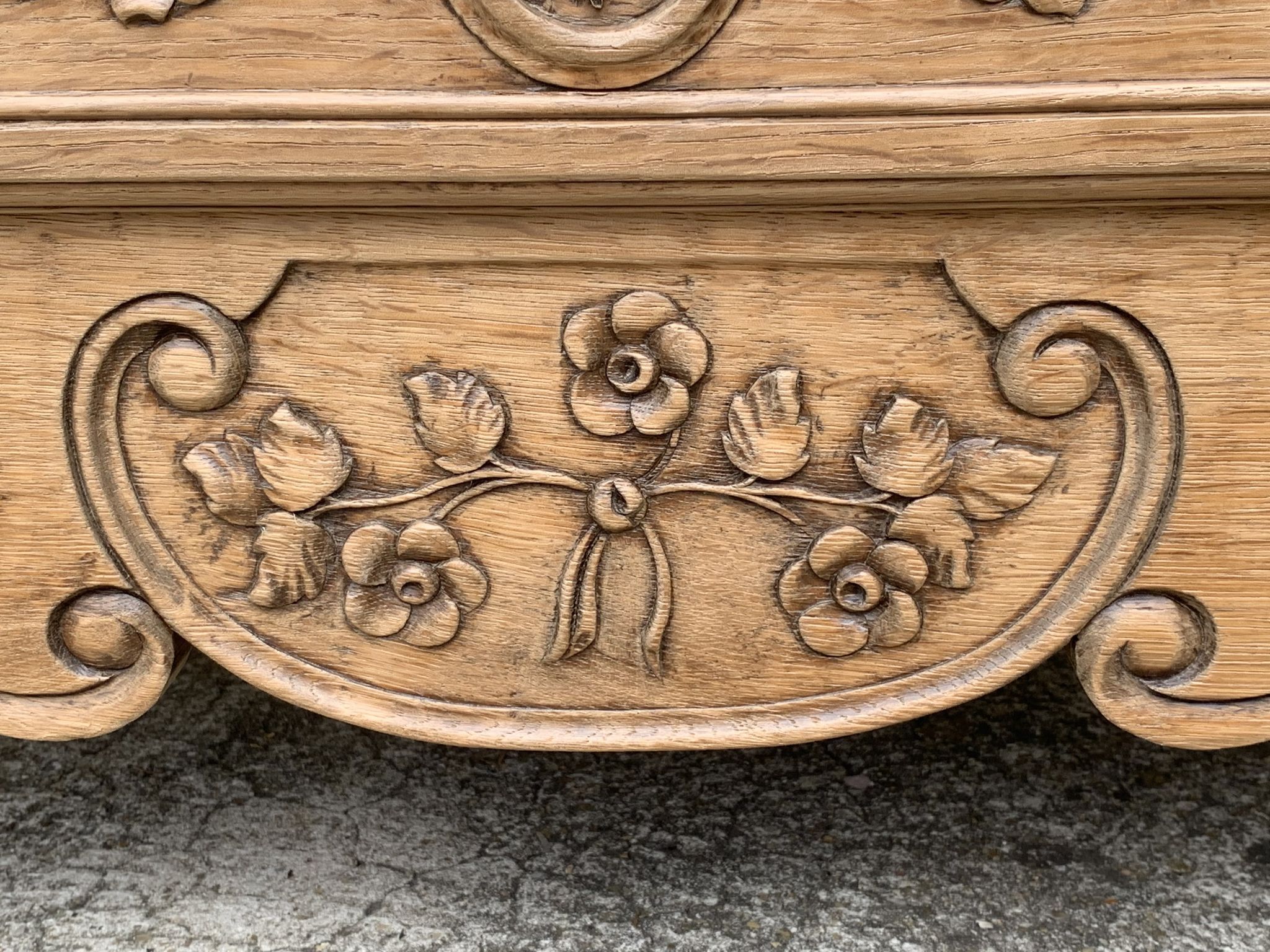 Louis XV style chest of drawers, solid raw oak, 1920.
