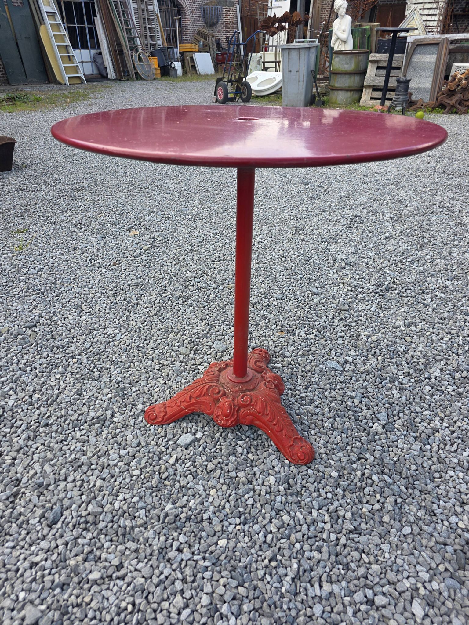 Table guéridon de bistrot en fonte et fer du XXe