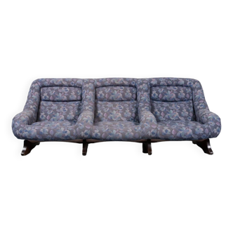 Sculptural Mid-Century Italian Modern sofa, 1960’s