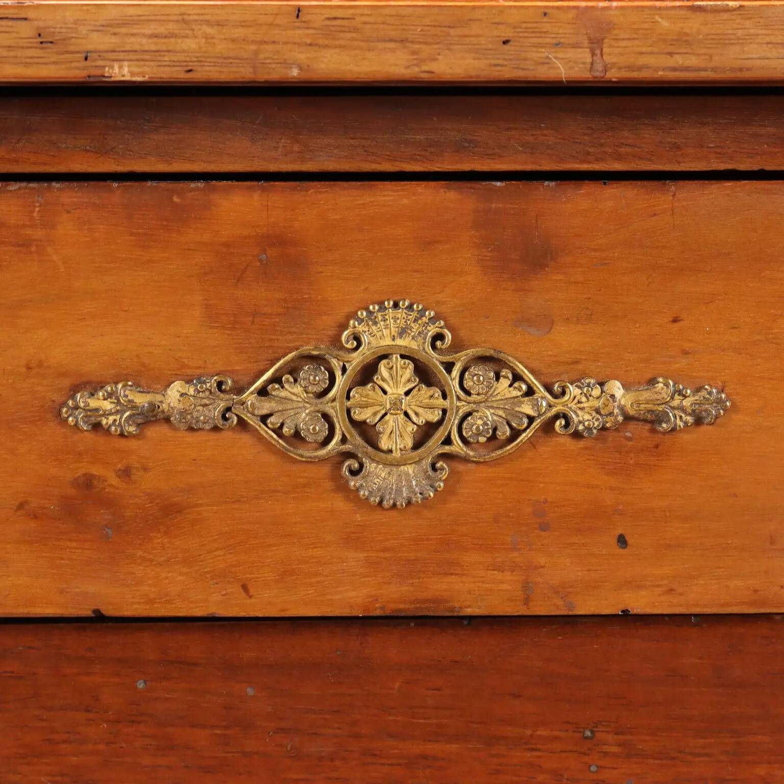 Empire display cabinet in walnut and bronze, Italy, 19th century