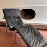 Lounge chair