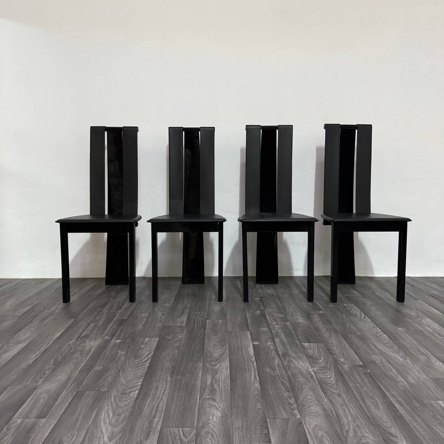 Set 4 Sedie Da Pranzo Postmoderne Design Anni ‘80 Modernariato