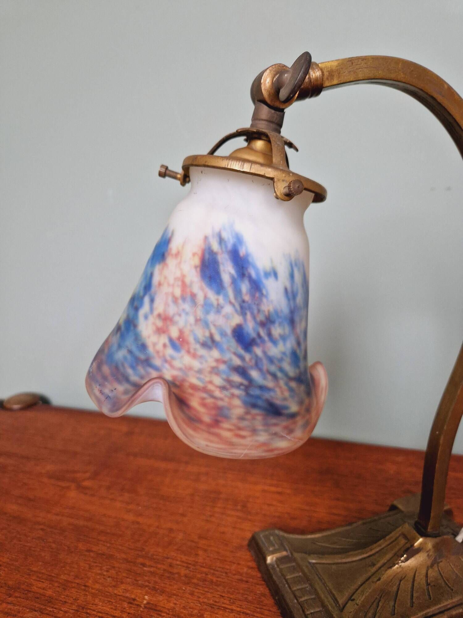Art Deco desk lamp, signed Le verre Français, 1920s-30s