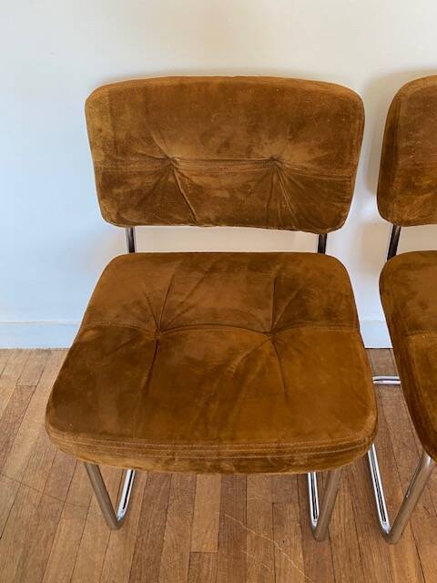 Chaises daim cognac Roche Bobois