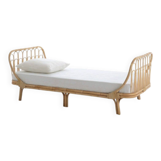 Rattan bed for children