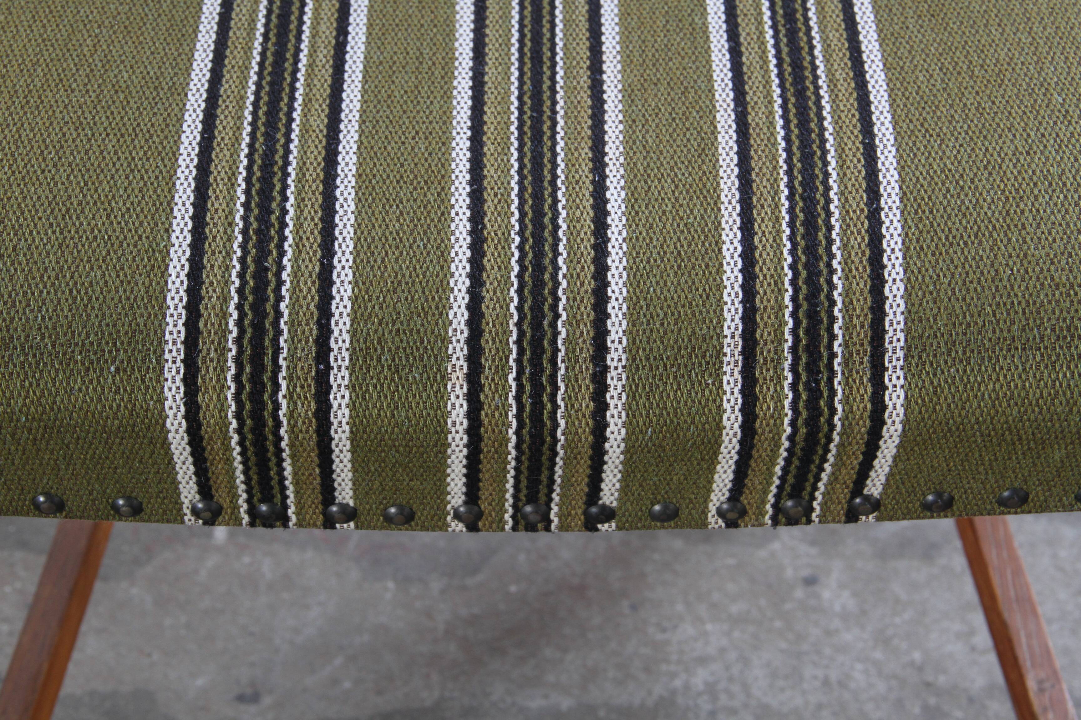 Chaises de salle à manger en chêne danois brutaliste des années 1960 dans le style de H. Kjærnulf