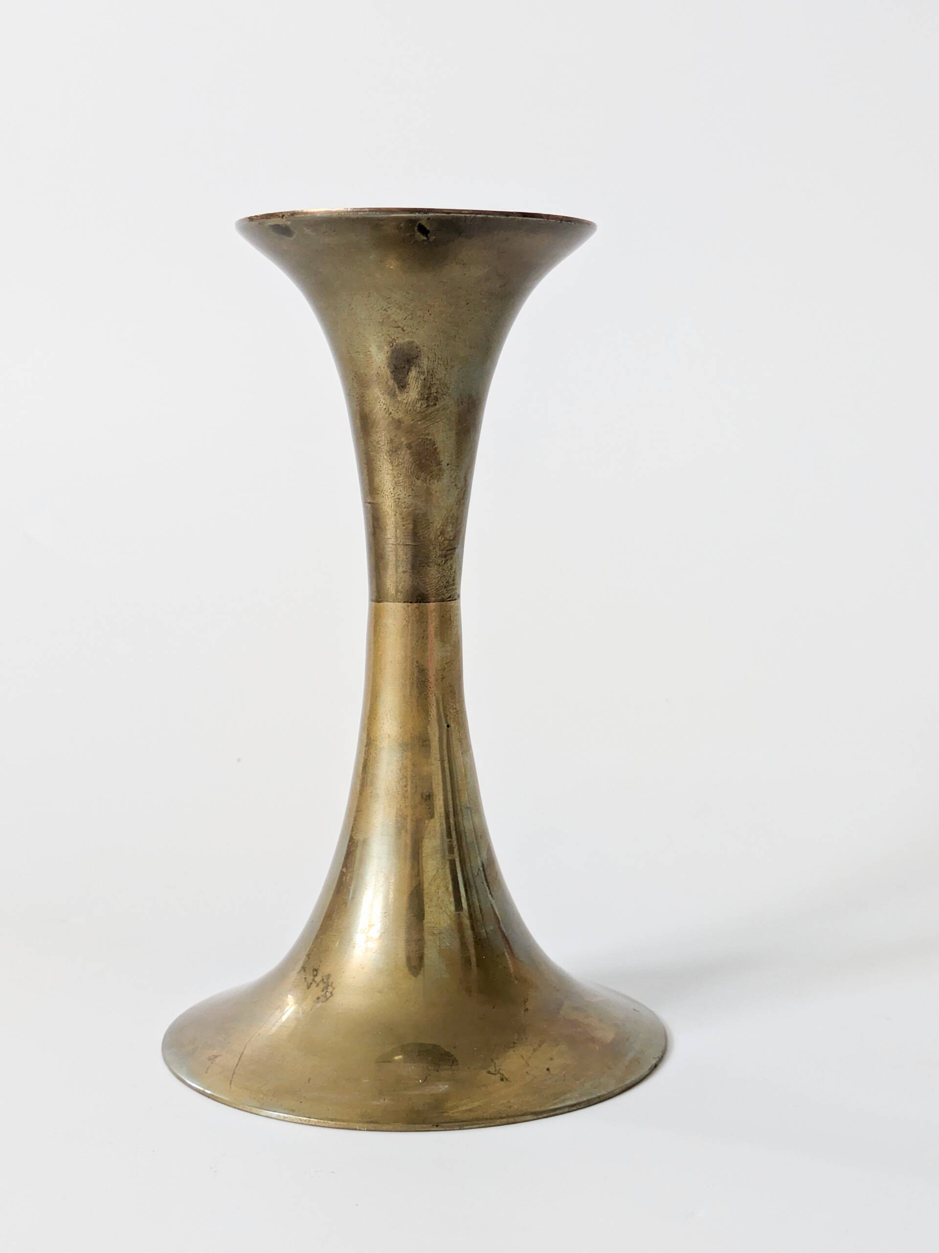 Pair of Midcentury brass candlesticks, flared shape.