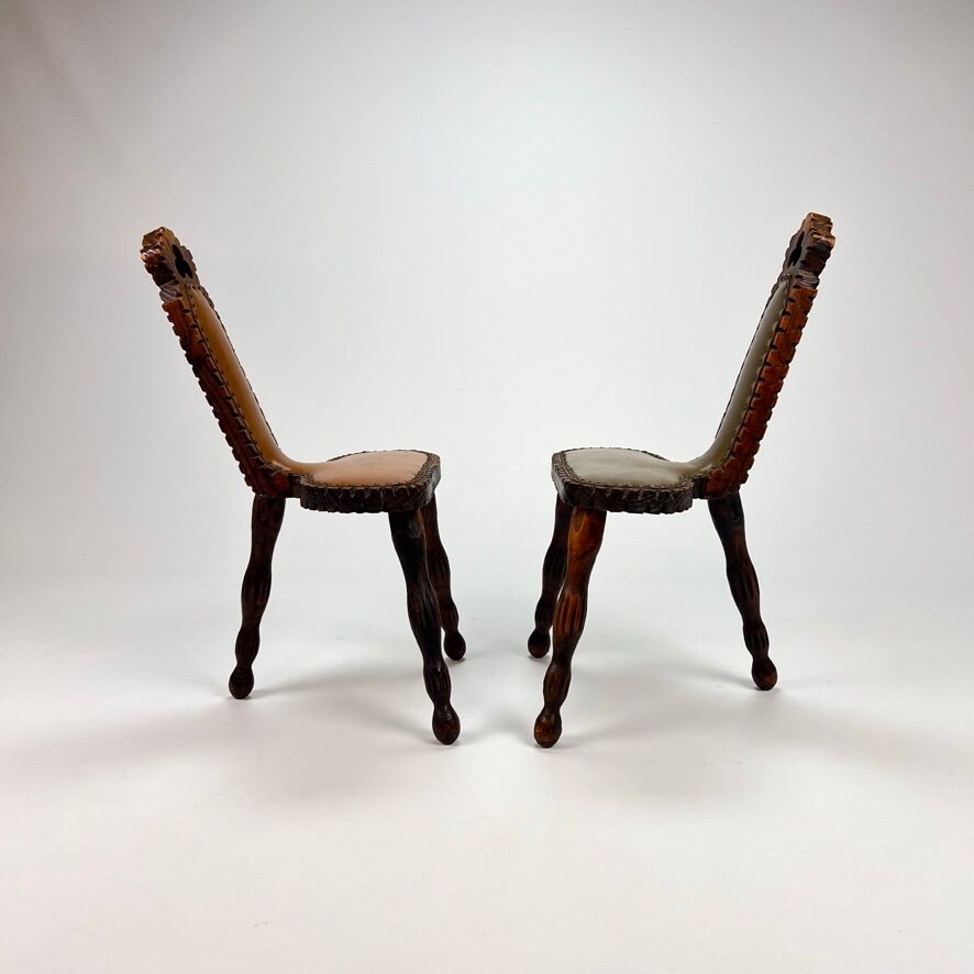 Set of 2 mid century brutalist oak tripod stools, 1960s
