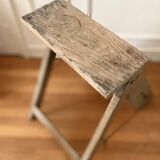 Escabeau pliant en bois ancien