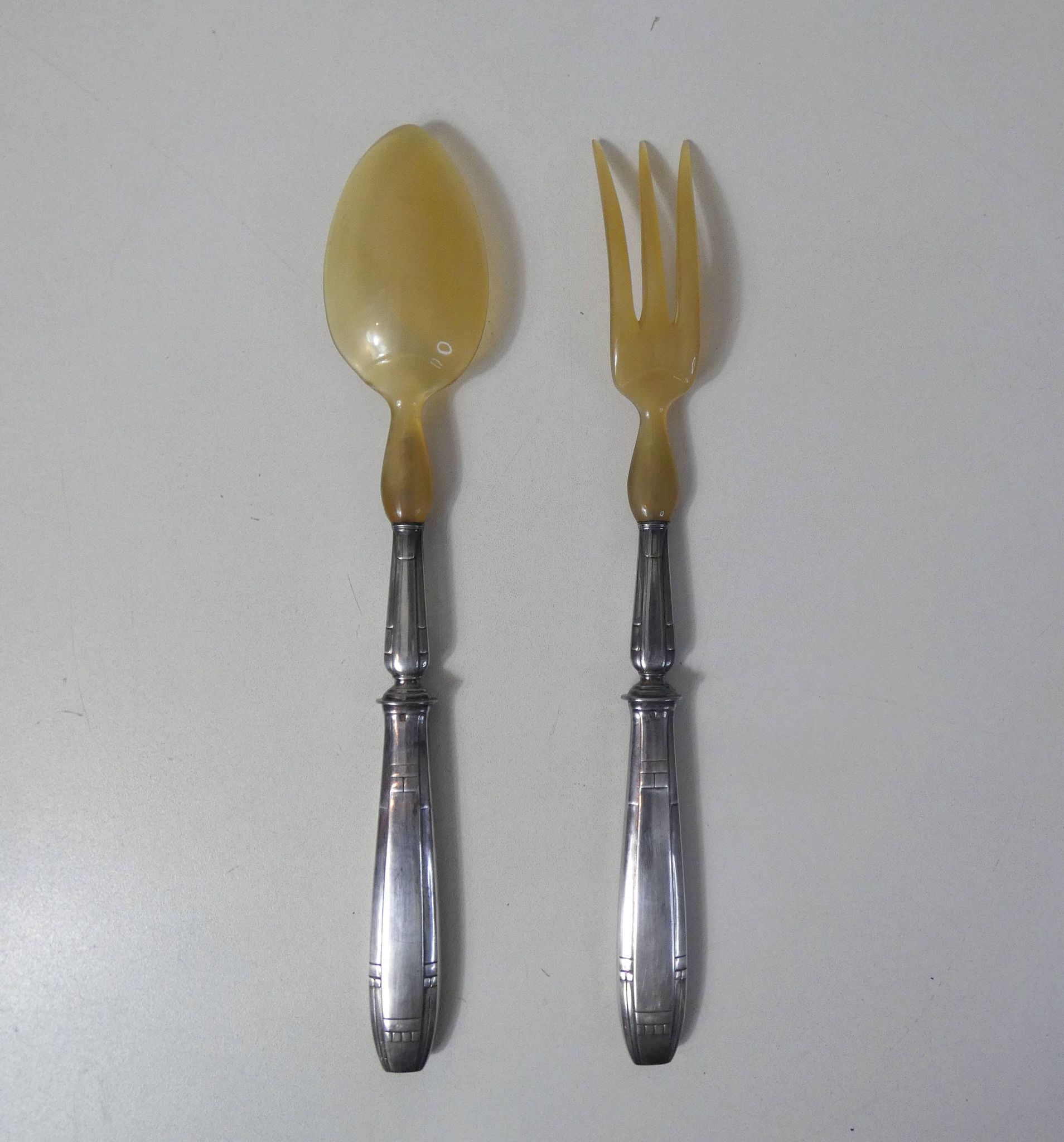 Silver metal salad cutlery 1st title + box