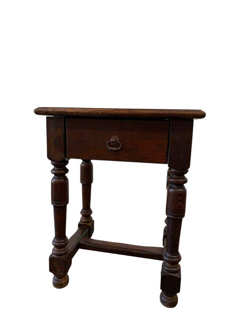 Vintage side table/nightstand for plants
