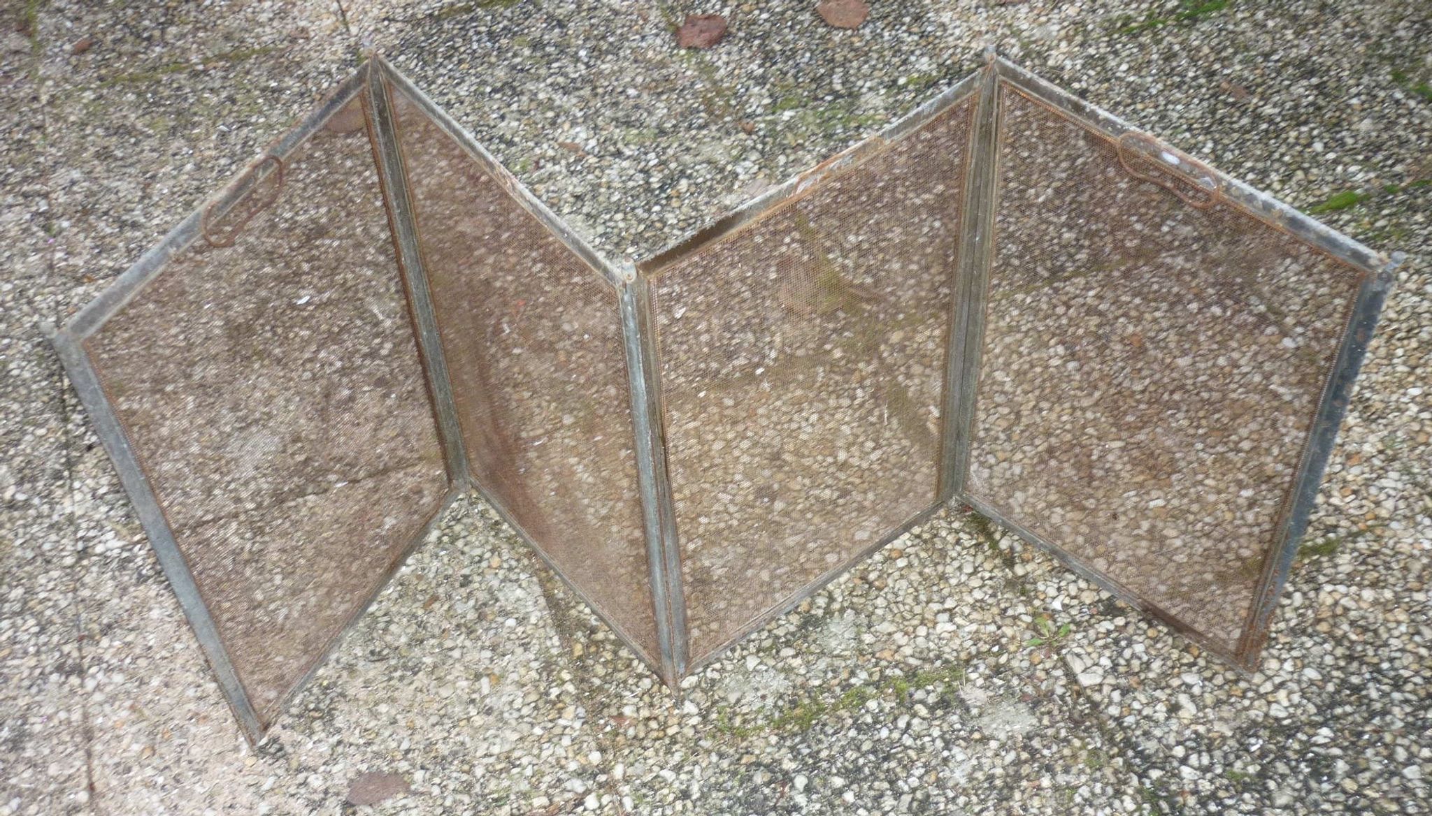 Pare feu ancien avec poignées 4 vanteaux