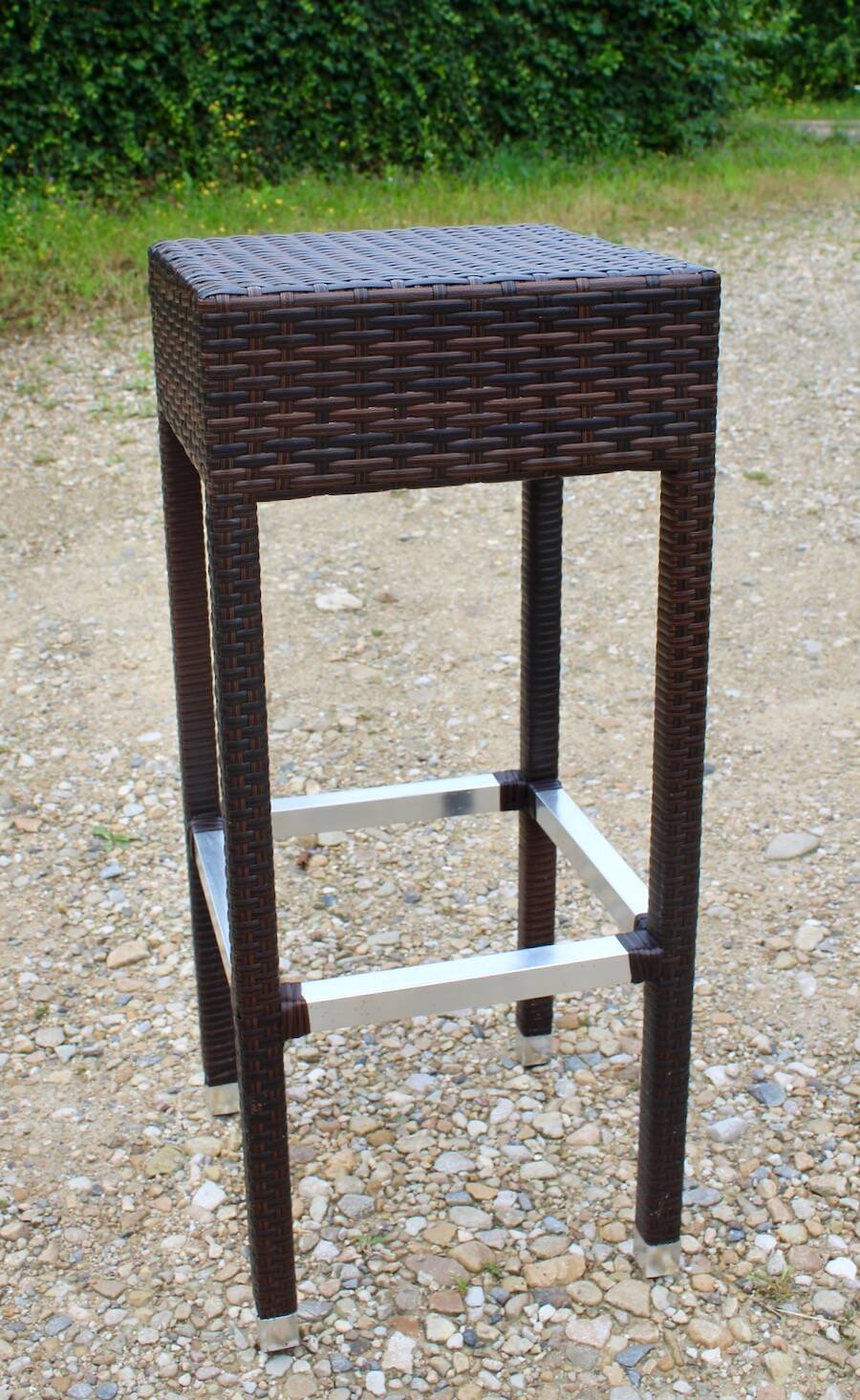 Garden furniture a standing table and 4 stools