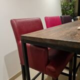 Throne style high chair