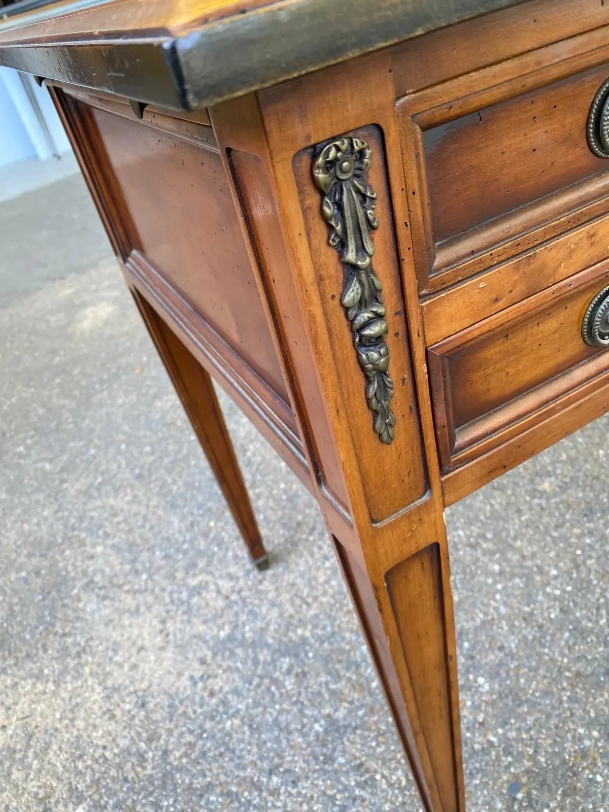 Roche Bobois desk in solid cherry wood in Louis XVI style with pull-outs.