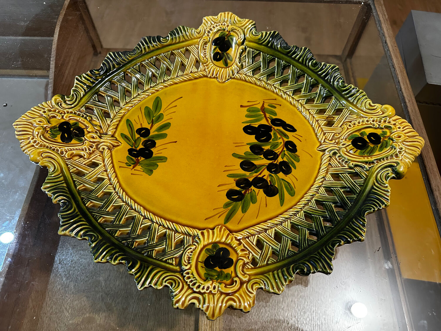 Ceramic plate Vallauris - Pierced decoration Olives - 1950s