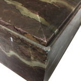 Harness red veined marble