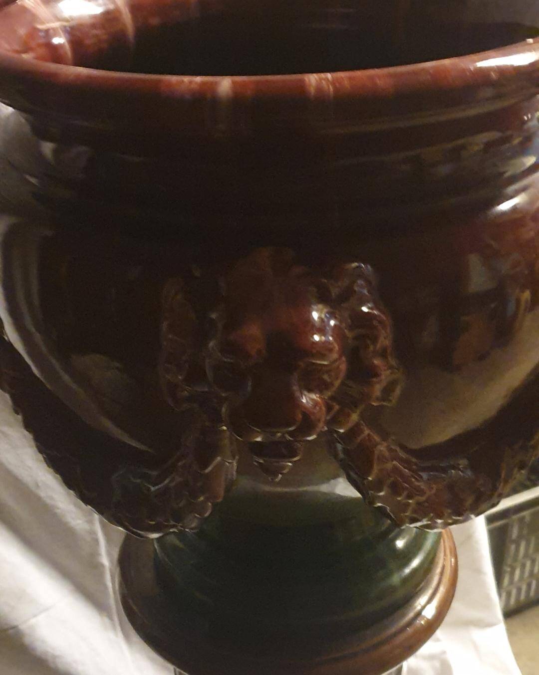 CLEMENT POT ON COLUMN CLEMENT MASSIER