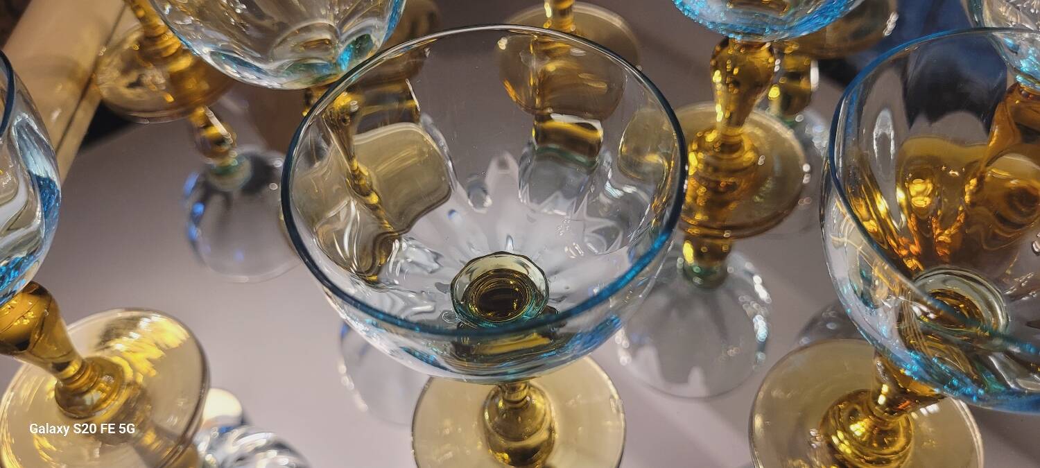 10 George Sand stemmed glasses