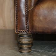 Vintage oversized Chesterfield canapé in hand-dyed leather.