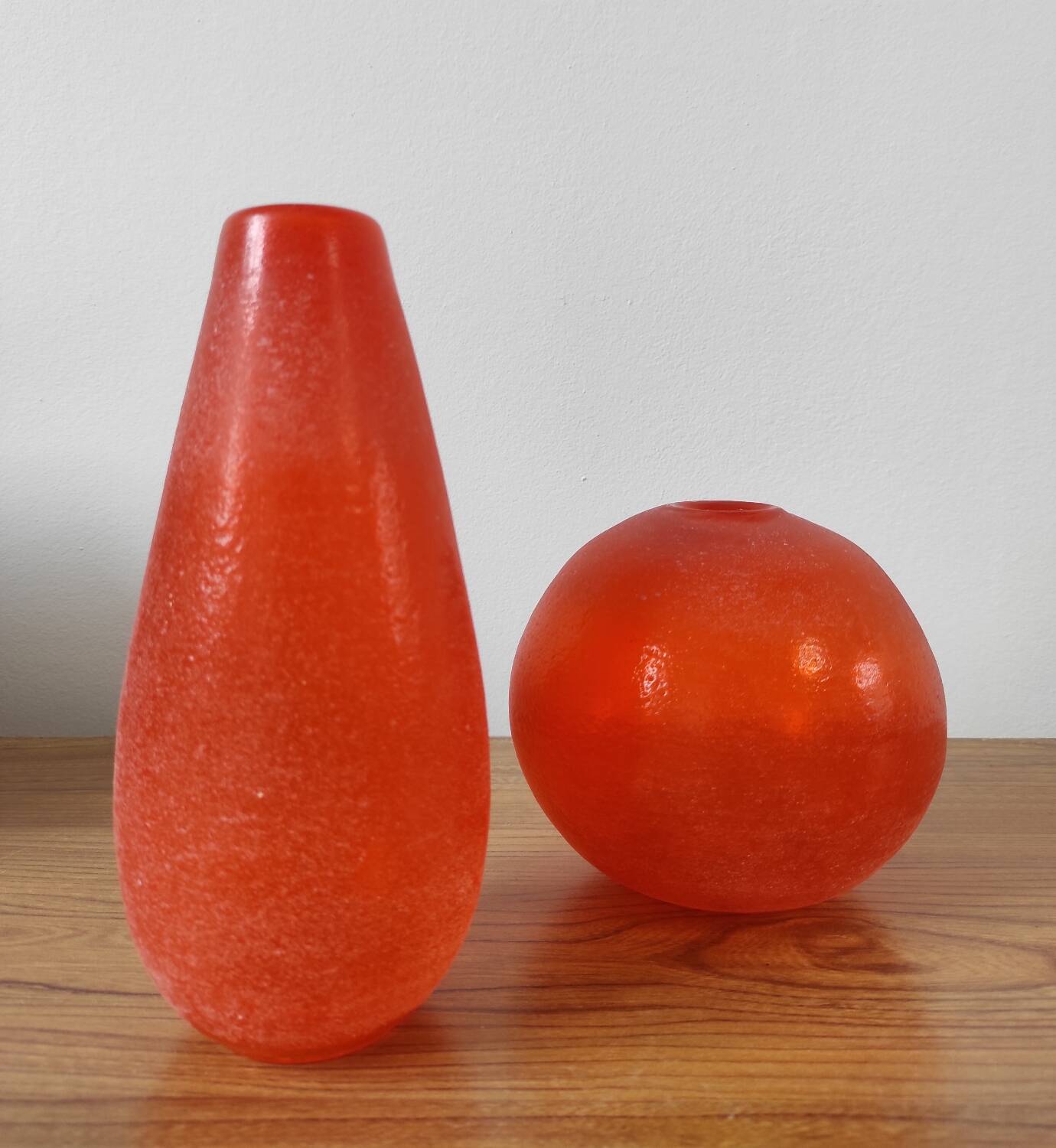 Pair of Murano vases by Seguso - Vintage Corroso glass in orange.