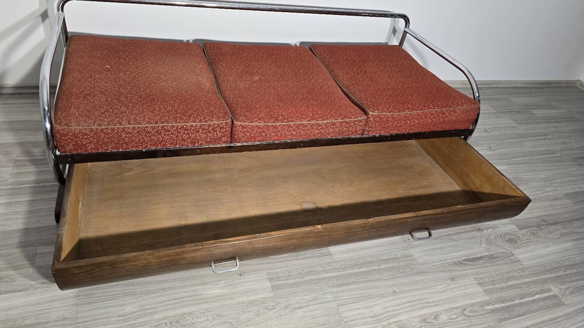 Canapé Bauhaus chromé par Robert Slezak pour les usines Slezak, années 1930