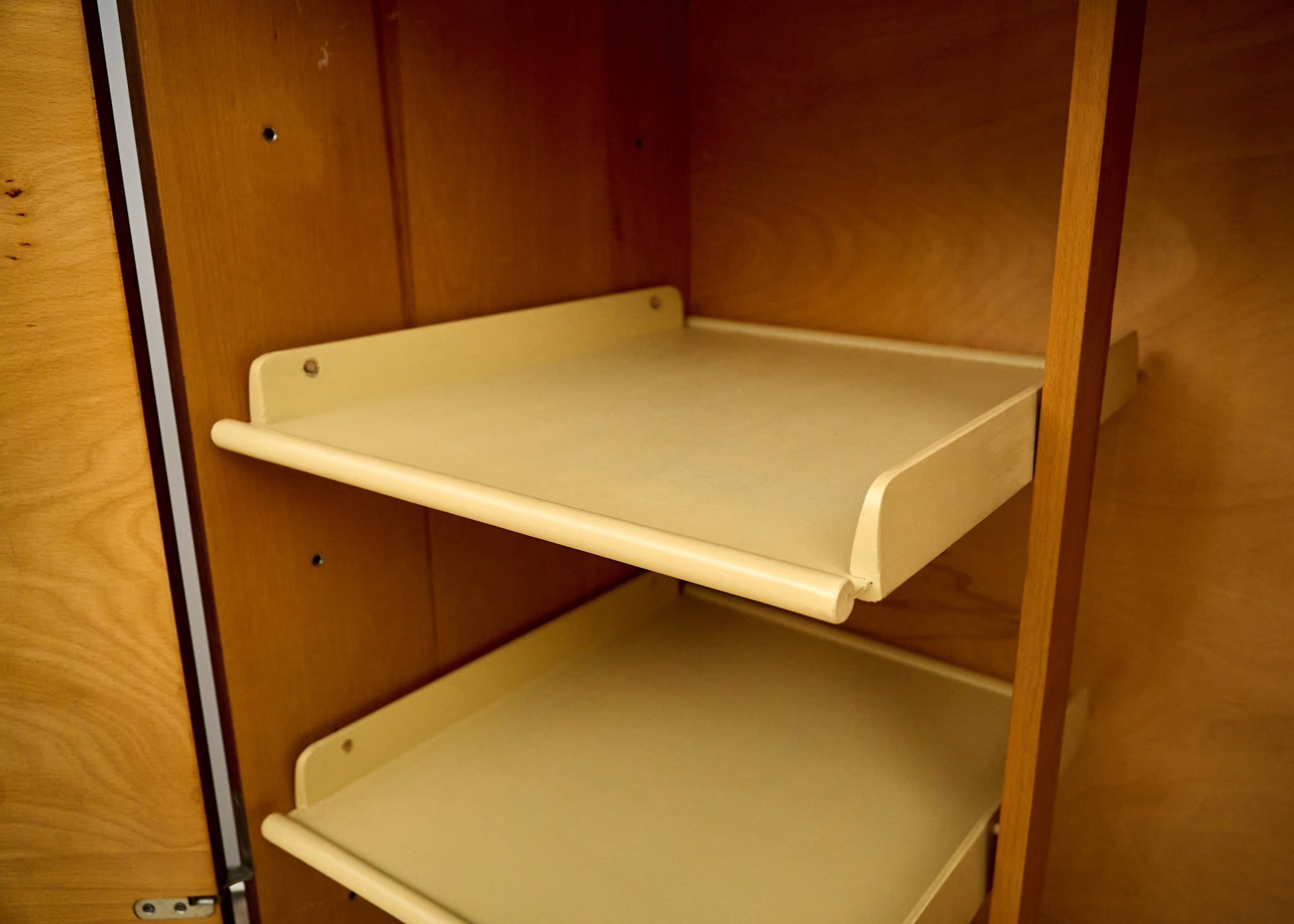 Vintage Wardrobe 1964 UP-Závody Czechoslovakia