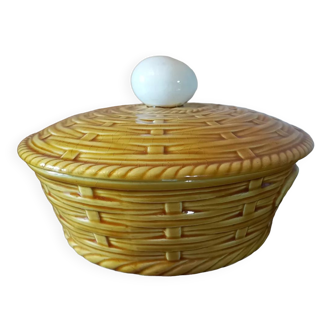 Sarreguemines candy box in basket and egg shape