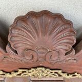 Log frontispiece with ox heads